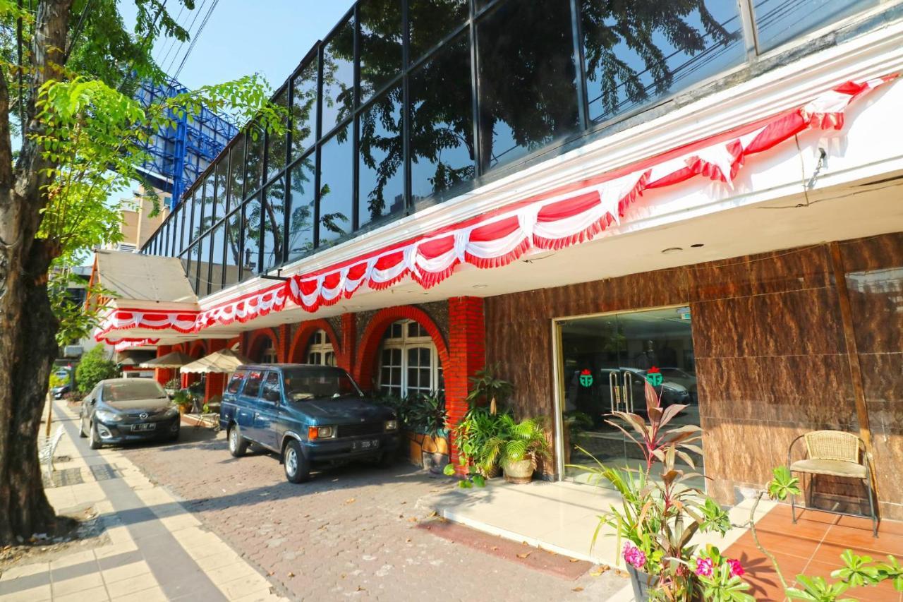 Hotel Tanjung Surabaya Exterior foto
